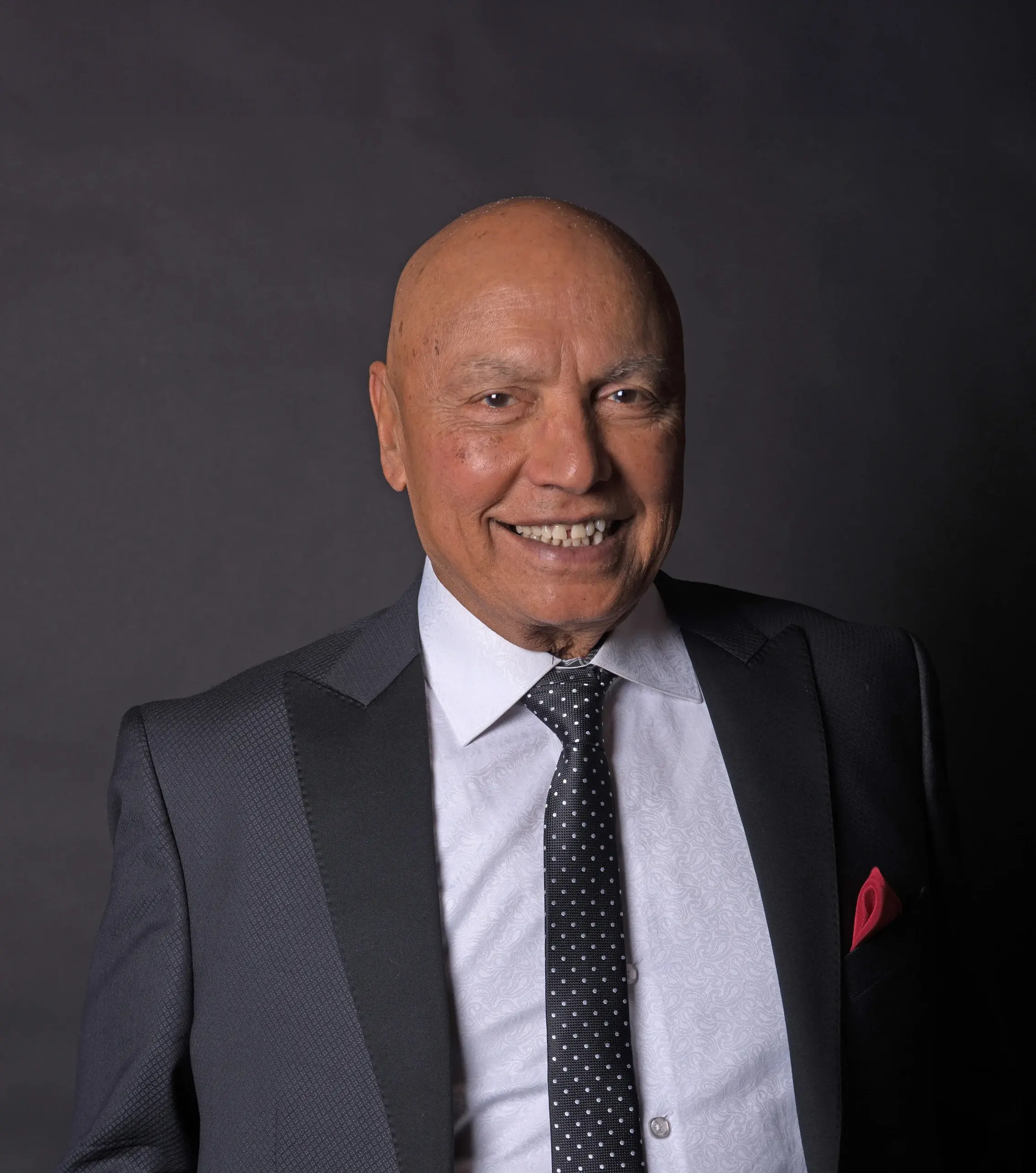 The Hunter family in Toronto establishes Sunwing Vacations.